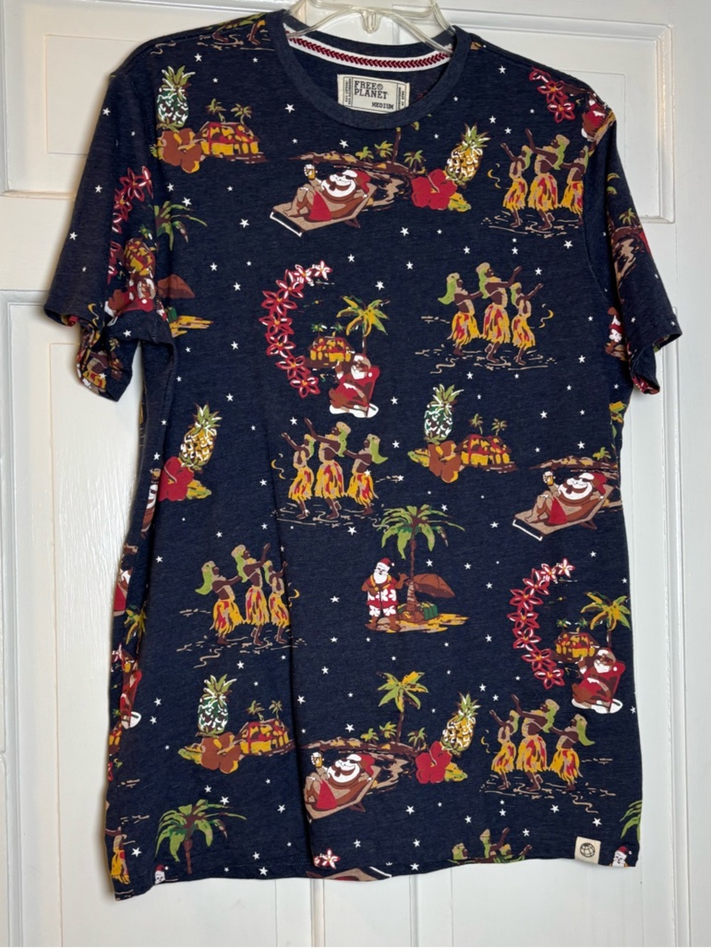 Free Planet Navy Tropical Santa Print Tee Men’s M